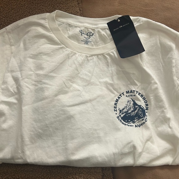 NWT brandy melville t shirt - Picture 1 of 2
